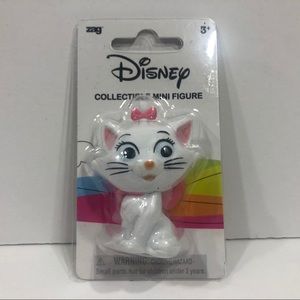 “Marie” Disney Collectible Mini Figure